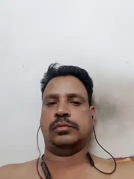 Raj1043 online show from February 19, 2025, 6:43 pm