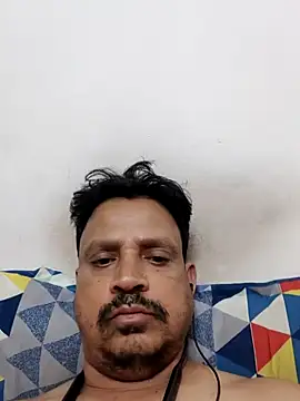 Raj1043 online show from February 27, 2025, 6:42 pm