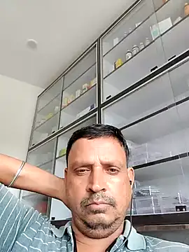 Snapshot of Raj1043 chatting on July 14, 2026, 7:24 am Raj1043 online show from July 14, 2026, 7:24 am