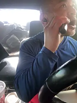 EatMyCake831 online show from December 17, 2025, 6:58 pm