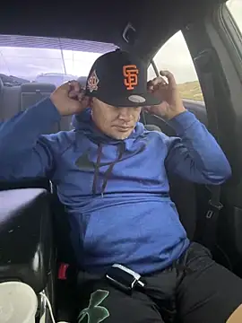 EatMyCake831 online show from April 24, 2026, 3:03 pm