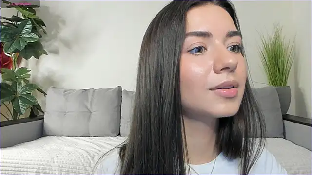 Snapshot of NicoleLuv chatting on February 28, 2025, 4:10 pm NicoleLuv online show from February 28, 2025, 4:10 pm