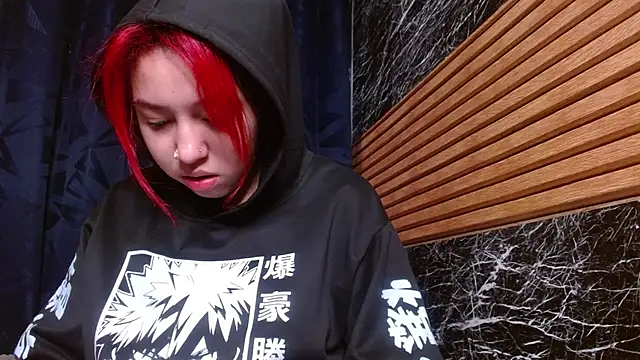 nicecherry  online show from September 16, 2025, 3:51 am