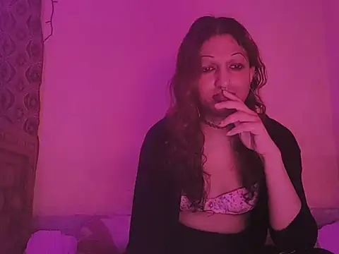 Snapshot of MmmMonikaBabie chatting on January 25, 2025, 10:18 pm MmmMonikaBabie online show from January 25, 2025, 10:18 pm