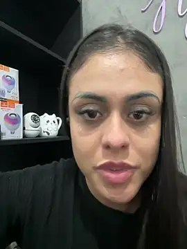 amorinha99 online show from April 29, 2026, 4:33 pm
