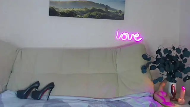 Snapshot of MariaModel chatting on October 2, 2025, 7:26 am MariaModel online show from October 2, 2025, 7:26 am