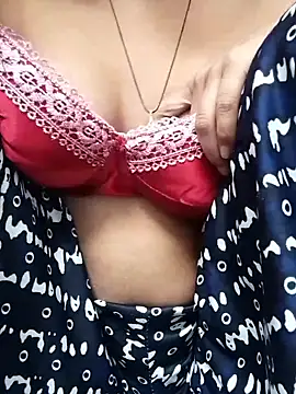 Snapshot of Soniya_Cutee chatting on January 22, 2025, 11:01 am Soniya Cutee online show from January 22, 2025, 11:01 am