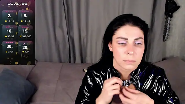 Carrie Moonshine online show from January 23, 2025, 8:45 pm