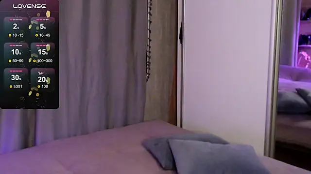 Carrie Moonshine online show from March 4, 2025, 5:56 pm