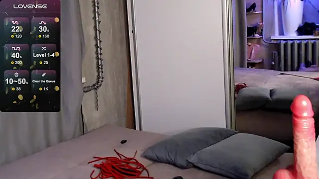 Carrie Moonshine online show from March 18, 2025, 12:05 am