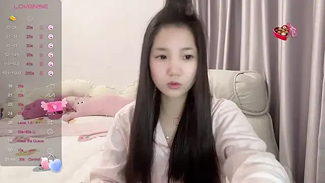 LeLe-666 online show from February 12, 2025, 5:47 am