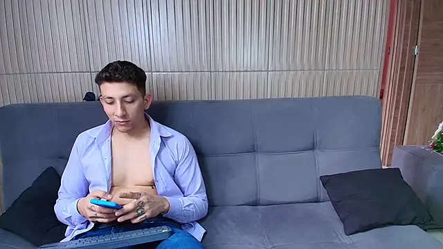 Maykol Victoriasr online show from December 20, 2024, 5:08 pm