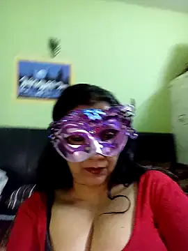 Snapshot of DesiMuffin chatting on December 7, 2024, 10:56 am DesiMuffin online show from December 7, 2024, 10:56 am