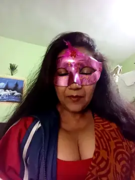 Snapshot of DesiMuffin chatting on December 9, 2024, 6:35 pm DesiMuffin online show from December 9, 2024, 6:35 pm