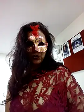 Snapshot of DesiMuffin chatting on January 3, 2025, 8:43 pm DesiMuffin online show from January 3, 2025, 8:43 pm