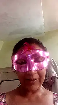 Snapshot of DesiMuffin chatting on January 14, 2025, 11:31 am DesiMuffin online show from January 14, 2025, 11:31 am