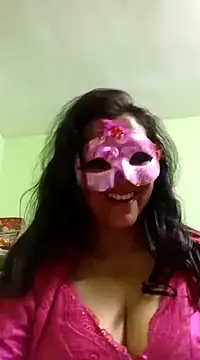 Snapshot of DesiMuffin chatting on January 20, 2025, 5:15 am DesiMuffin online show from January 20, 2025, 5:15 am