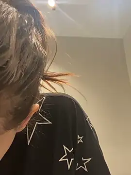 BelleSkye online show from January 17, 2025, 3:23 am