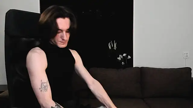 misterhult online show from March 12, 2025, 2:56 pm
