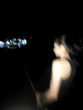 aurelialux online show from February 27, 2025, 9:25 pm