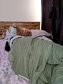 kaamuk shweta online show from October 16, 2025, 5:08 am