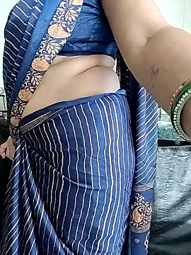 Snapshot of kaamuk_shweta chatting on March 17, 2026, 2:16 am kaamuk shweta online show from March 17, 2026, 2:16 am