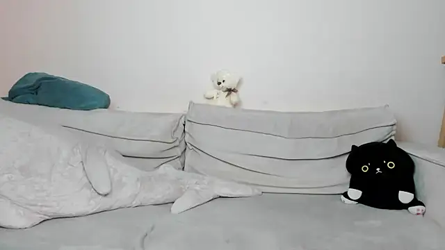 daeneryy online show from December 12, 2024, 12:33 pm