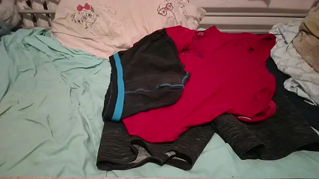 Snapshot of krissraw chatting on January 16, 2025, 10:44 pm krissraw online show from January 16, 2025, 10:44 pm