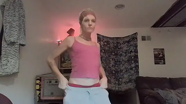 Snapshot of AddieAssets chatting on December 4, 2024, 4:10 am AddieAssets online show from December 4, 2024, 4:10 am