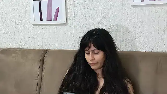 Snapshot of Blue_butterfly chatting on January 25, 2025, 4:23 am Blue butterfly online show from January 25, 2025, 4:23 am