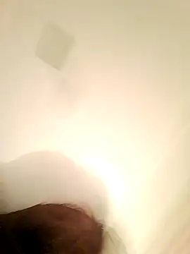 Snapshot of Blue_butterfly chatting on March 15, 2025, 12:58 am Blue butterfly online show from March 15, 2025, 12:58 am