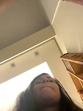 Snapshot of Blue_butterfly chatting on October 15, 2025, 8:47 am Blue butterfly online show from October 15, 2025, 8:47 am