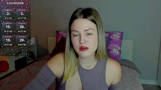  Sarah Soul  online show from September 25, 2025, 12:03 am