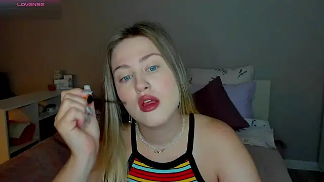  Sarah Soul  online show from September 30, 2025, 12:04 am