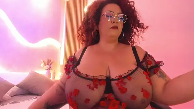 MaraaSweett online show from December 19, 2025, 2:07 am