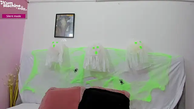 Valesskahall online show from October 31, 2025, 1:01 pm