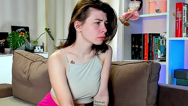 callmetori online show from February 10, 2025, 8:31 am