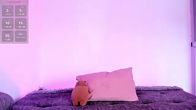 Cloesweet 1 online show from February 16, 2026, 8:49 pm