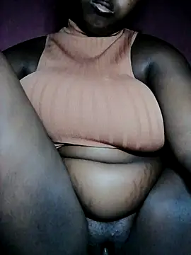 Snapshot of Dark_Berry_26 chatting on February 16, 2025, 9:05 pm Dark Berry 26 online show from February 16, 2025, 9:05 pm