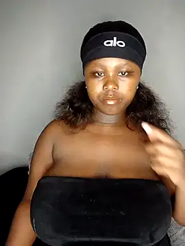 Dark Berry 26 online show from May 17, 2026, 1:47 am