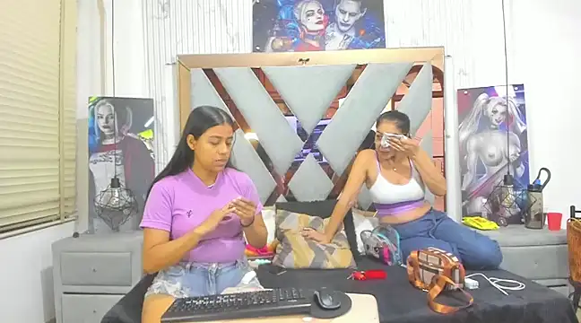 Snapshot of FerANDviki chatting on January 11, 2025, 1:01 pm FerANDviki online show from January 11, 2025, 1:01 pm