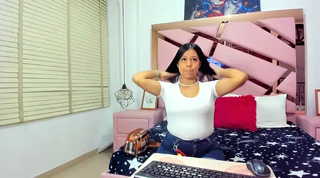 Snapshot of FerANDviki chatting on January 21, 2025, 12:07 pm FerANDviki online show from January 21, 2025, 12:07 pm