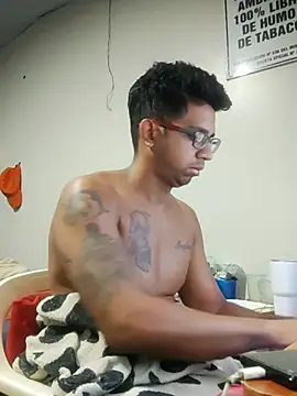 FitGeorge online show from November 10, 2025, 5:17 am