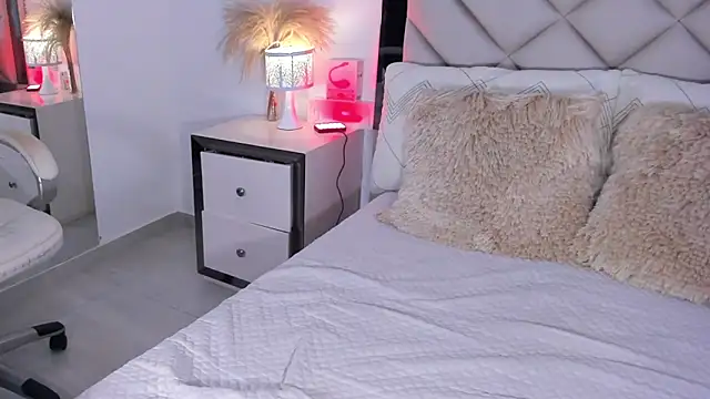 alexa tobar online show from March 27, 2026, 8:08 pm