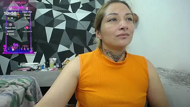 FENIX LUXURY online show from December 23, 2025, 12:19 am