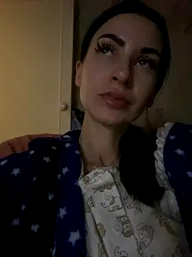 Starry Siren online show from September 28, 2025, 3:06 pm