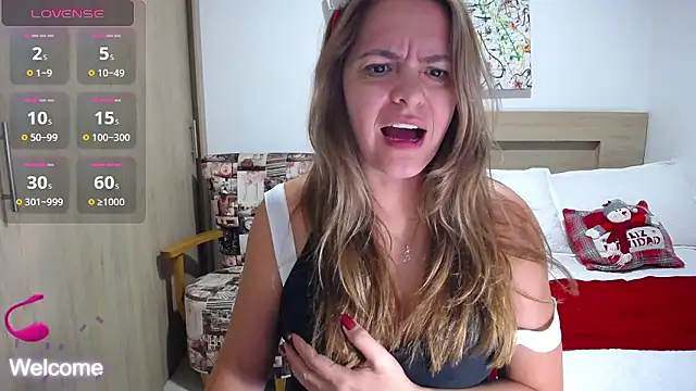 ParisW online show from December 6, 2024, 11:14 pm