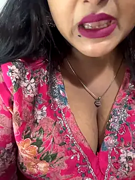 Snapshot of Ayesha_mahi chatting on September 28, 2025, 8:42 am Ayesha mahi online show from September 28, 2025, 8:42 am