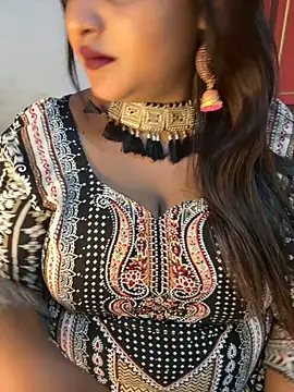 Snapshot of Ayesha_mahi chatting on October 21, 2025, 8:48 am Ayesha mahi online show from October 21, 2025, 8:48 am