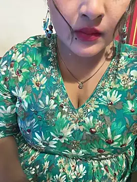 Snapshot of Ayesha_mahi chatting on November 21, 2025, 10:47 am Ayesha mahi online show from November 21, 2025, 10:47 am